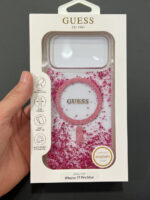 قاب گس GUESS آیفون 17 پرو مکس مگ‌سیف رنگ صورتی – اورجینال، اکلیلی و بسیار شیک | موجود در اپل استور علی شاکری آمل