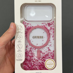 قاب گس GUESS آیفون 17 پرو مکس مگ‌سیف رنگ صورتی – اورجینال، اکلیلی و بسیار شیک | موجود در اپل استور علی شاکری آمل